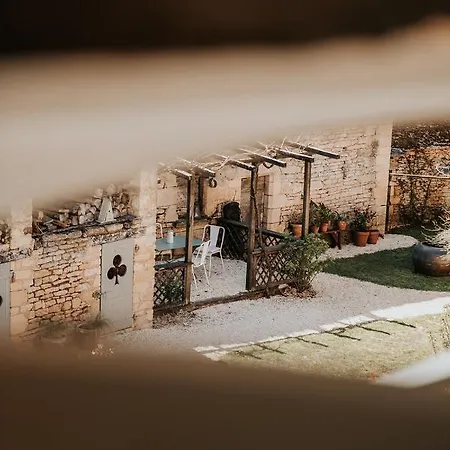 Bel Estiu Panzió Saint-Geniès