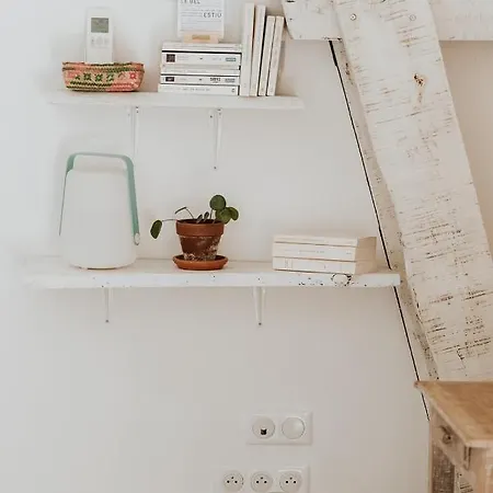 Bel Estiu Bed & Breakfast 4*