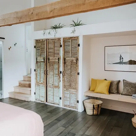 Bed & Breakfast Bel Estiu 4*