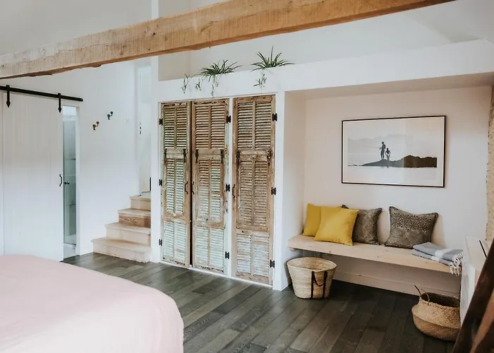 Bed & Breakfast Bel Estiu 4*